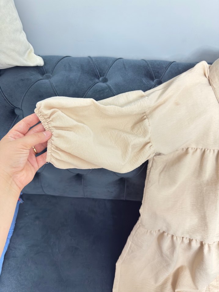 Bej Kısa Kollu Düğmeli Kısa Elbise - Görsel 2