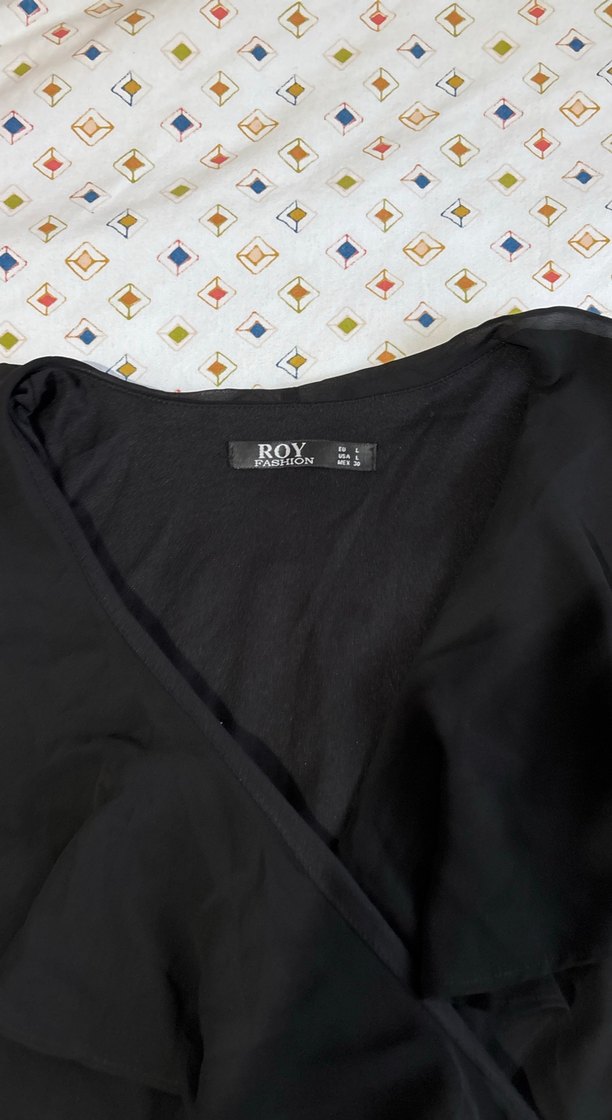 V Yaka Siyah Uzun Drapeli Elbise - Görsel 4