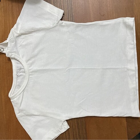 Bebek beyaz tshirt
