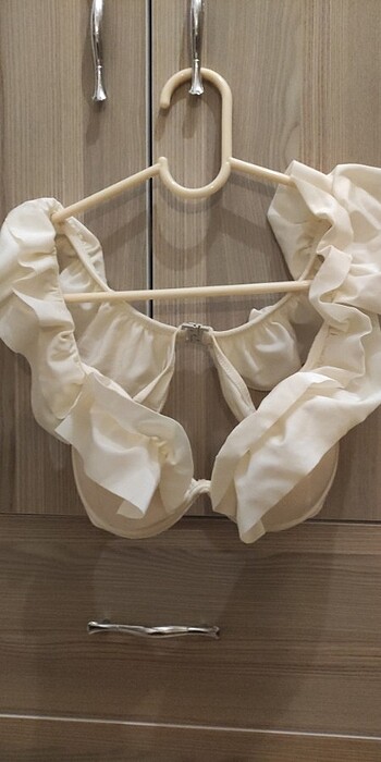 Koton fırfırlı bikini üstü