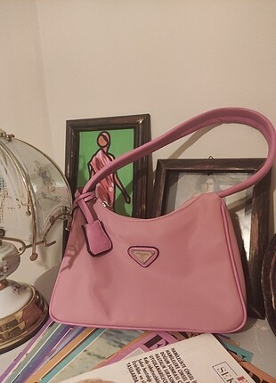 Pembe Prada Çanta