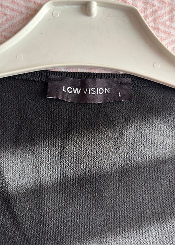 Siyah V Yaka Kadın Bluz - Görsel 4