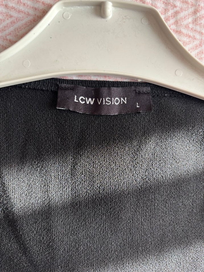 Siyah V Yaka Kadın Bluz - Görsel 4