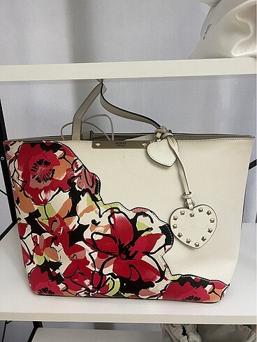 Guess çanta