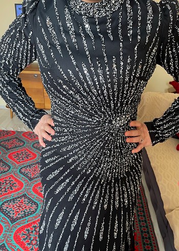 Boncuk İşlemeli Uzun Siyah Tesettür Abiye Elbise - Görsel 9