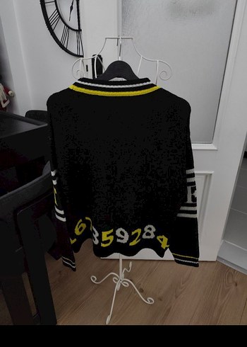 Siyah Desenli Örgü Kadın
kazak - Görsel 4