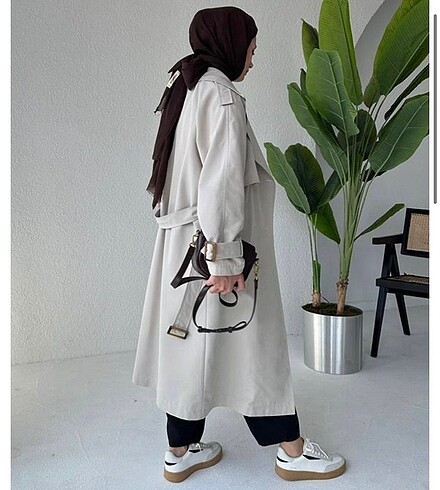 Suud Collection Taş rengi trençkot