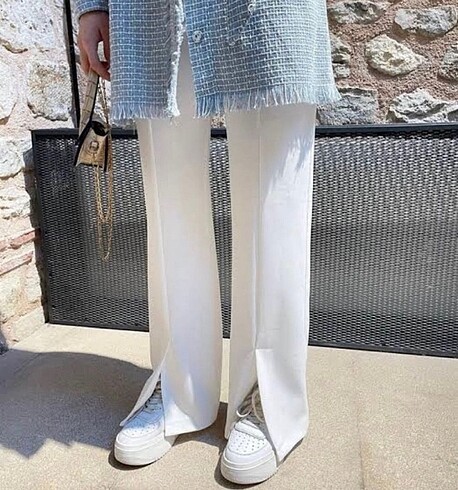 Suud Collection Önü yırtmaçlı İspanyol paça pantolon hooopstore