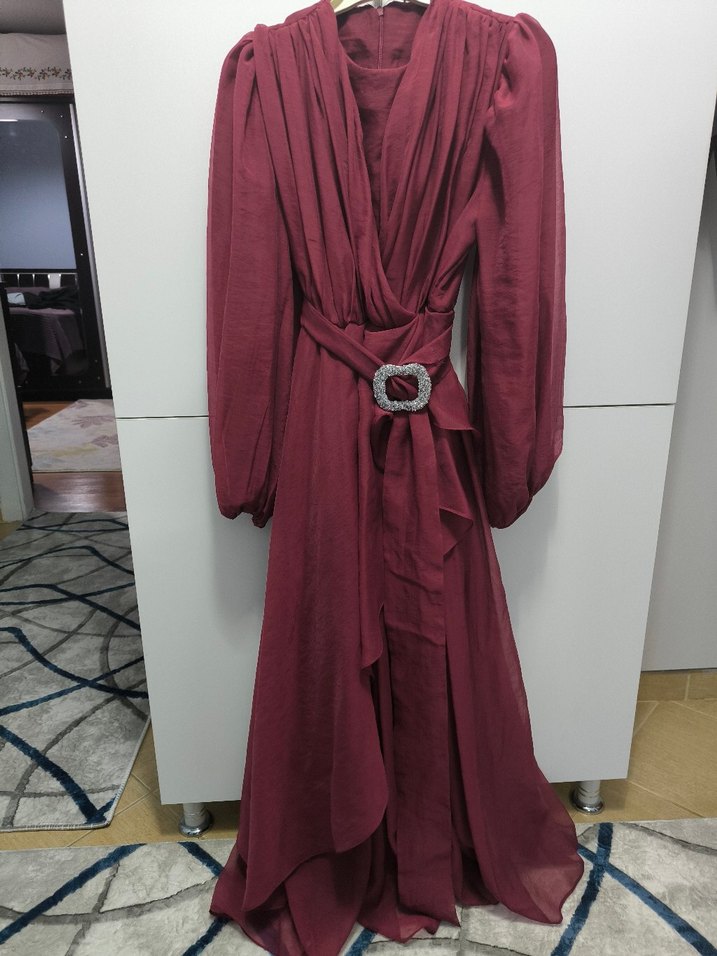 Bordo Uzun Drapeli Kadın Elbise - Görsel 2