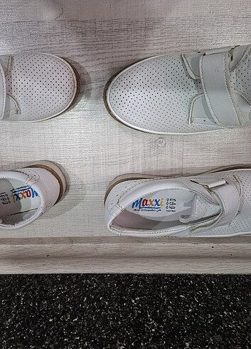 Beyaz Ayakkabı - Görsel 2