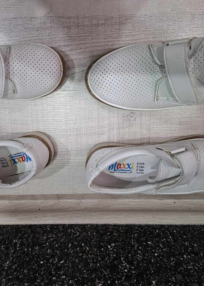 Beyaz Ayakkabı - Görsel 2