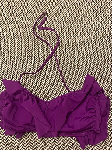 Bikini üstü