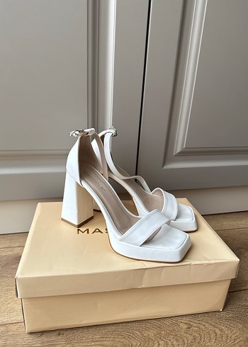 Beyaz Platform Topuklu Kadın Abiye Ayakkabı - Görsel 3