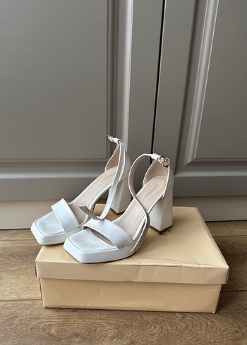 Beyaz Platform Topuklu Kadın Abiye Ayakkabı - Görsel 4