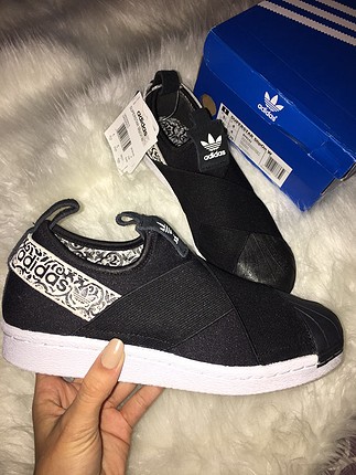 Adidas Slip On