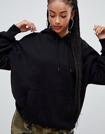 Siyah oversize kapüşonlu sweatshirt