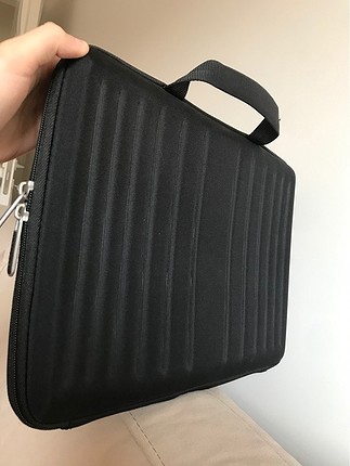 Diğer Case Logic Laptop Çantası