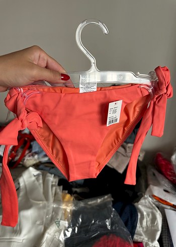 Nar çiçeği Bağcıklı Kadın Bikini Altı