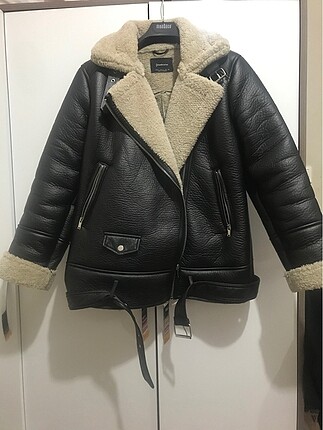 Stradivarius kürk yaka mont