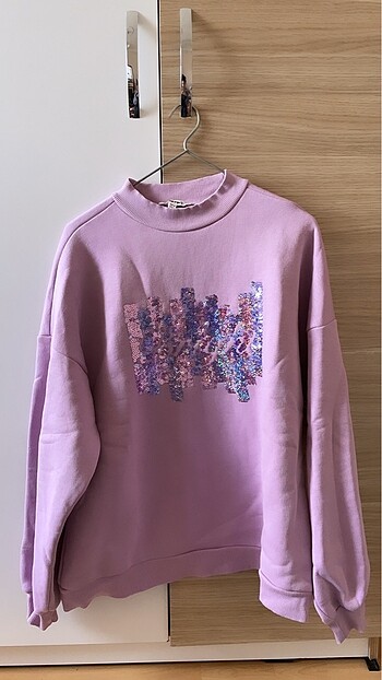 Lila sweatshirt