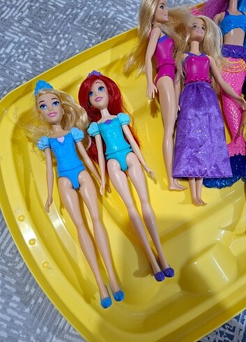 Barbie bebek