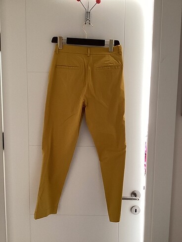 m Beden Massimodutti 38 Beden Etiketli Pantolon