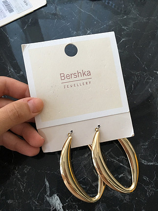 Bershka Oval küpe