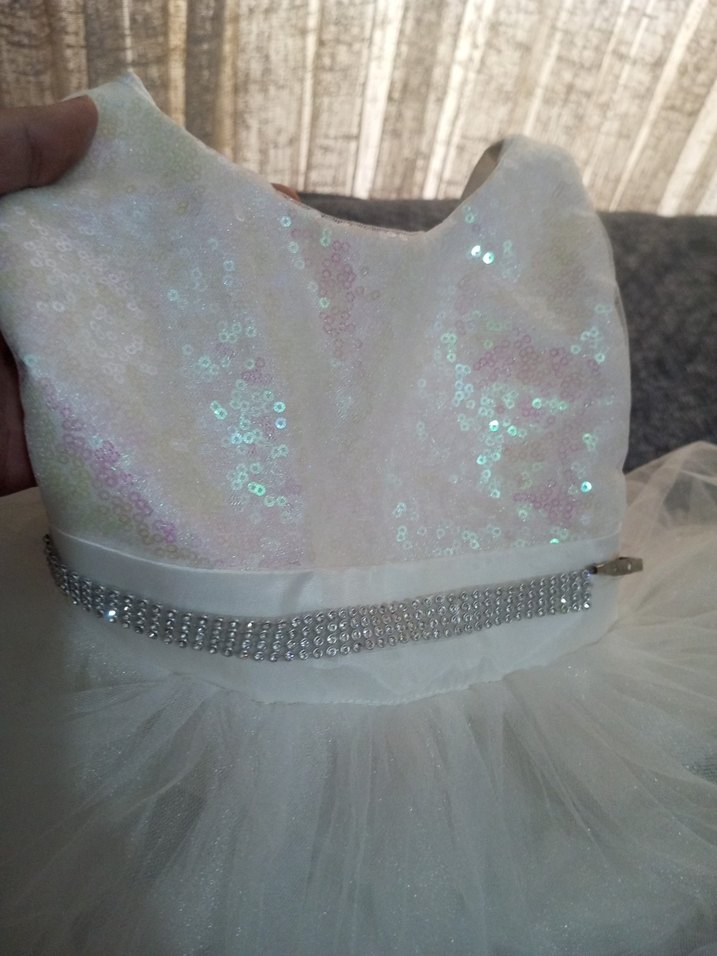 Kız Çocuk Beyaz Askısız Fırfırlı Elbise - Görsel 2