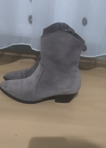 Gri Süet Kadın Botları Blok Topuklu - Görsel 2