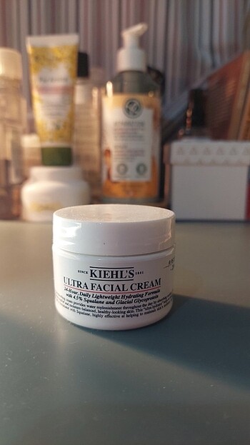 Kiehls ultra facial cream