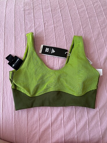 Adidas IVY PARK spor sütyeni