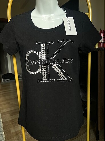 Calvin klein tişört
