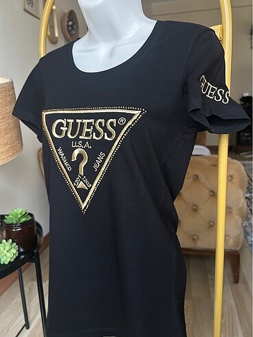 Guess tişört