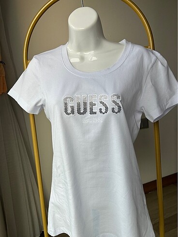 Guess tişört