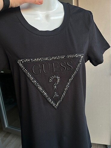 Guess tişört