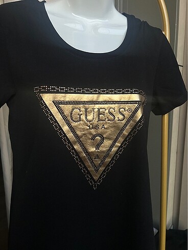 Guess tişört
