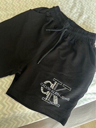 xl Beden Calvin klein şort