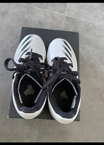 30 Beden siyah Renk Adidas ayakkabı