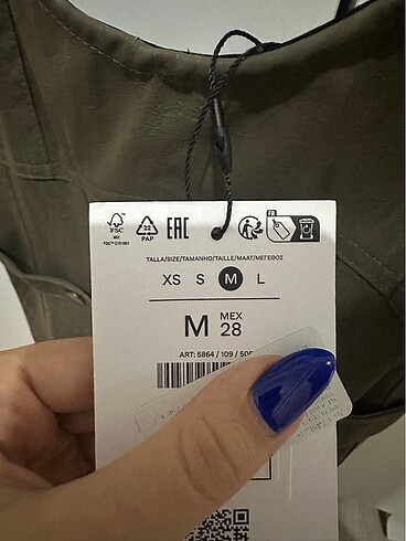 m Beden Bershka suni deri elbise