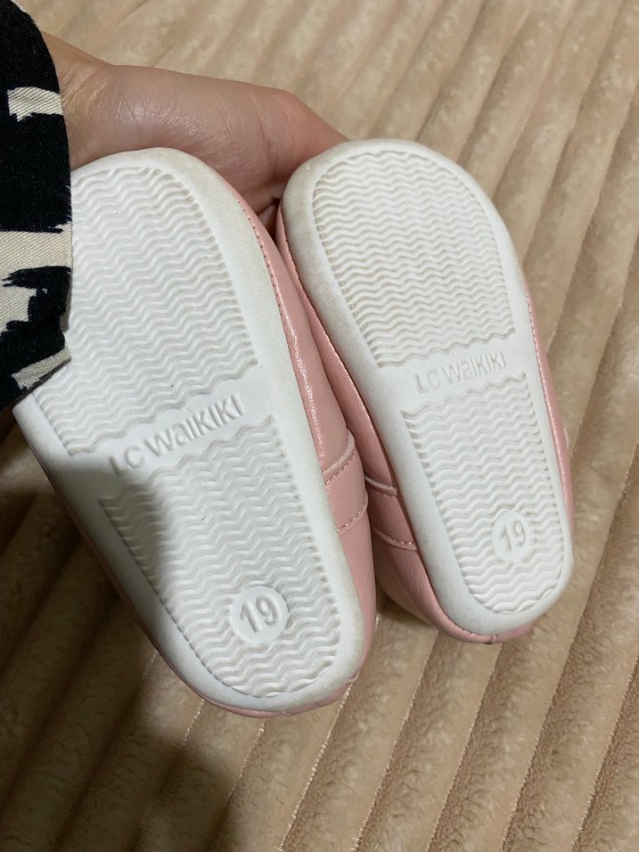 Pembe Kız Çocuk Fırfırlı Babet Ayakkabı - Görsel 3