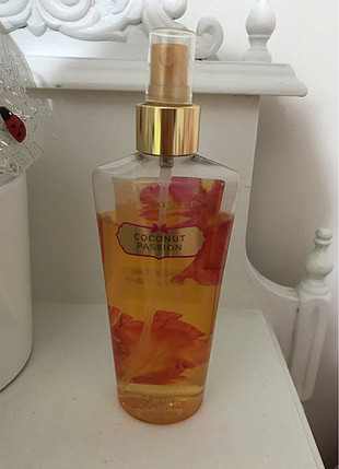 Coconut passion vücut spreyi
