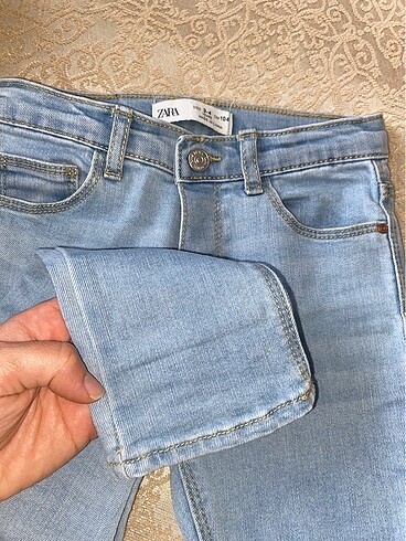 4 Yaş Beden mavi Renk Zara jean