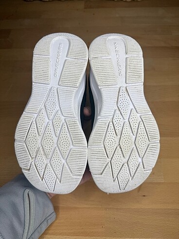 28 Beden siyah Renk Skechers çocuk spor ayakkabı