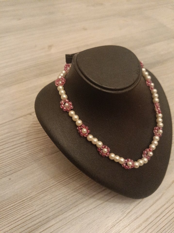 Pembe Çiçekli El Yapımı İnci Boncuk Kolye - Görsel 2