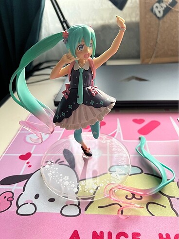 hasarli orijinal hatsune miku anime figur