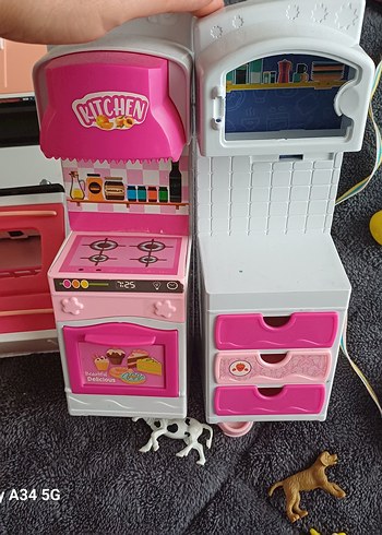 Renkli Oyuncak Seti ve Aksesuarlar - Görsel 9