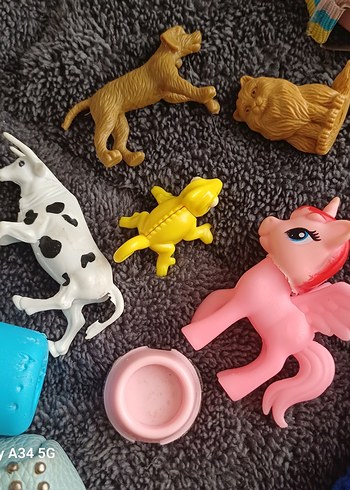 Renkli Oyuncak Seti ve Aksesuarlar - Görsel 13