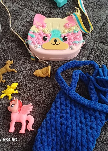 Renkli Oyuncak Seti ve Aksesuarlar - Görsel 3