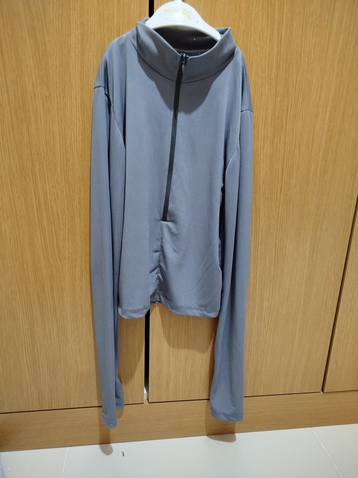 Gri Fermuarlı Yüksek Yakalı Bayan Sweatshirt - Görsel 2