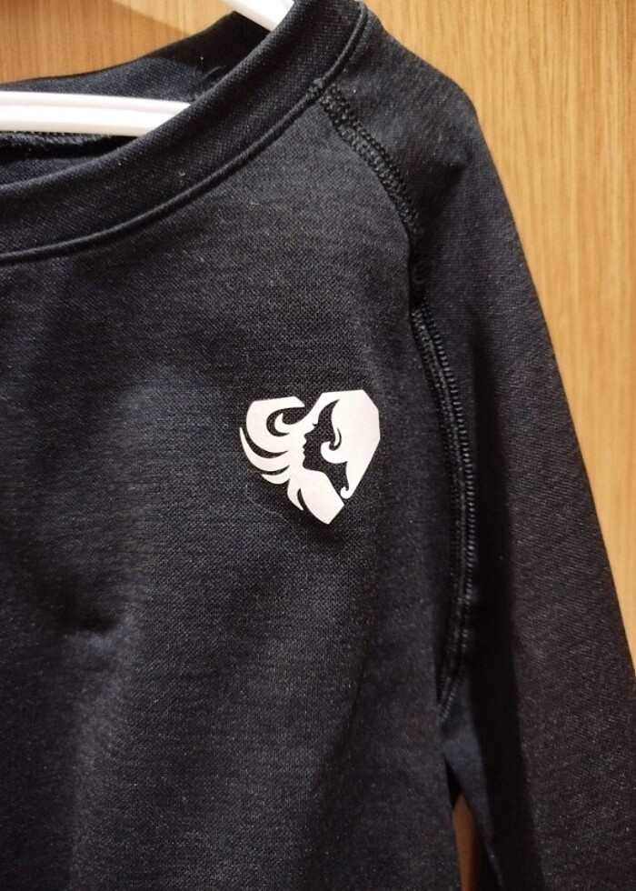 Uzun kollu crop - Görsel 3